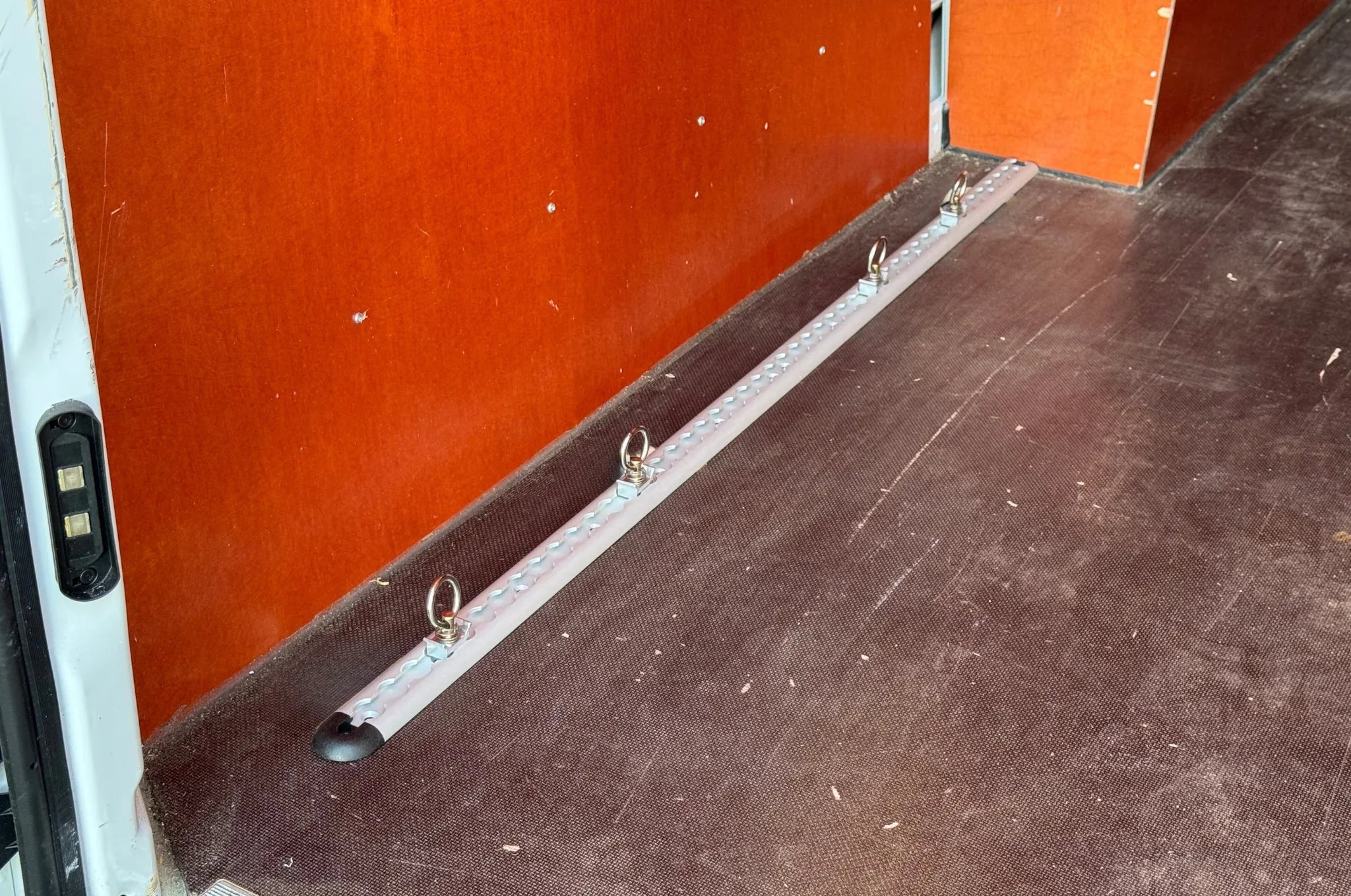 Aluminium-Airlineschienen-Set - 60 cm Länge - 45 mm Breite - 500 kg Bruchlast - 2 Stück - Image 4