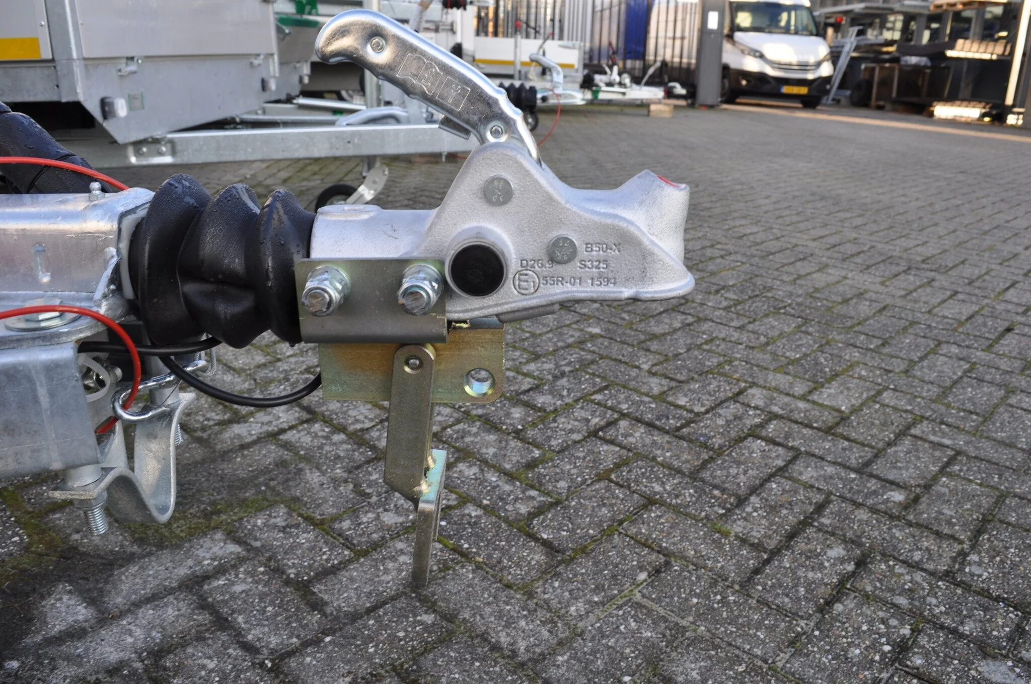 DoubleLock AK301 Fixed Lock - SCM-zertifiziertes, Anbau- Deichselschloss für den AL-KO AK301 - Image 4