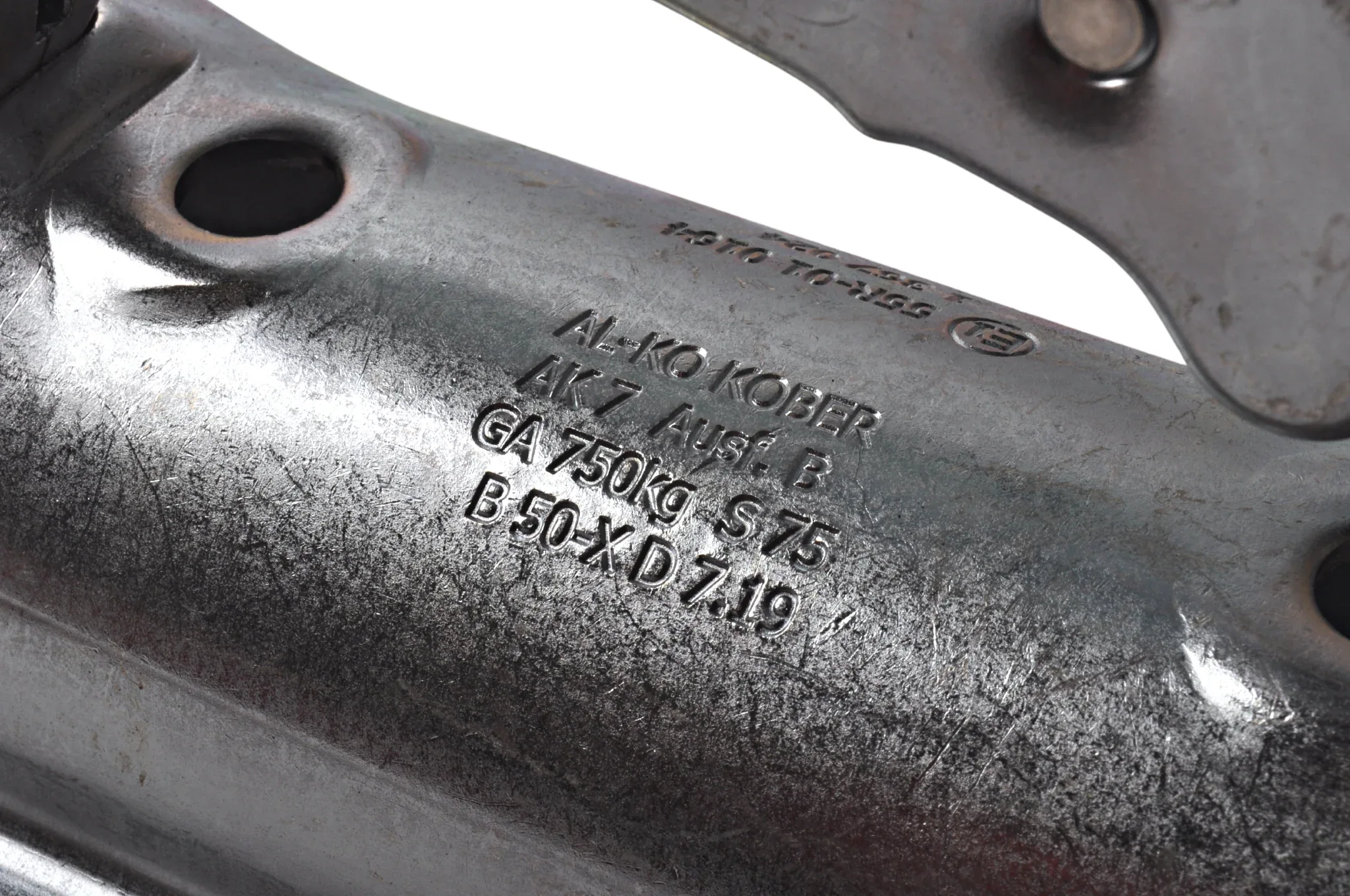 AL-KO AK7-B - rund 60 mm - 750 kg - ungebremste Kugelkupplung - Image 4