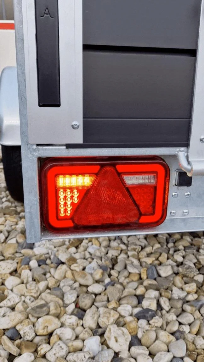 Anhänger Rückleuchte - Aspöck MultiLED 4 - links - 241x141x71 mm - vollständig LED - 8-poliger Bajonettanschluss - Image 4