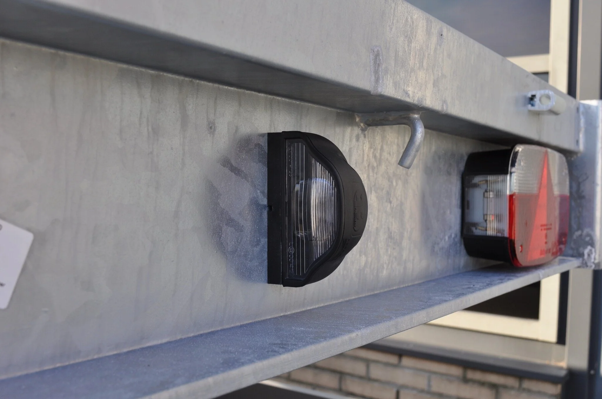 Beleuchtung Aspöck - Nummernschildbeleuchtung - Regpoint - 800mm - Schwarz - Image 3