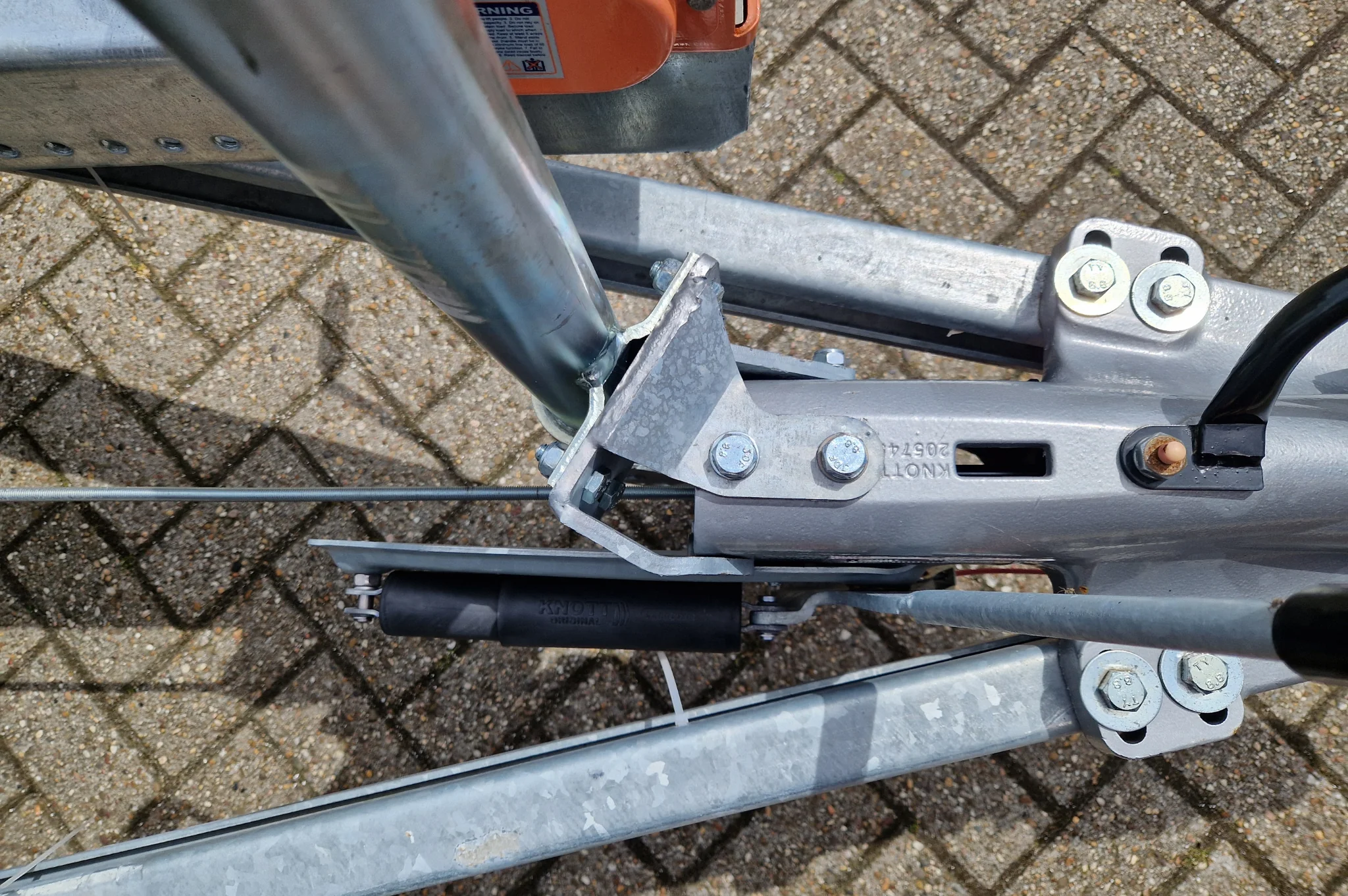 Auflaufbremsstützrad konsole KFG30/KFG35 - inklusive Montagesatz - Image 9