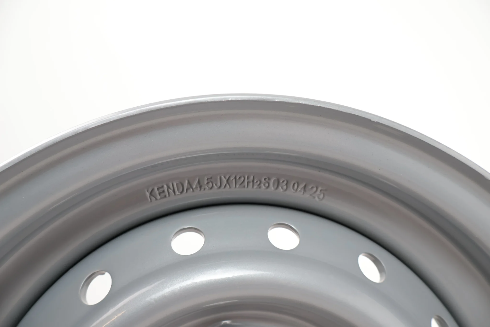 Anhänger Felge 12 Zoll - 4.5Jx12 - Lochkreis: 5x112 - Tragfähigkeit: 900 kg - Nabendurchmesser: 67 mm - ET20 - Image 6
