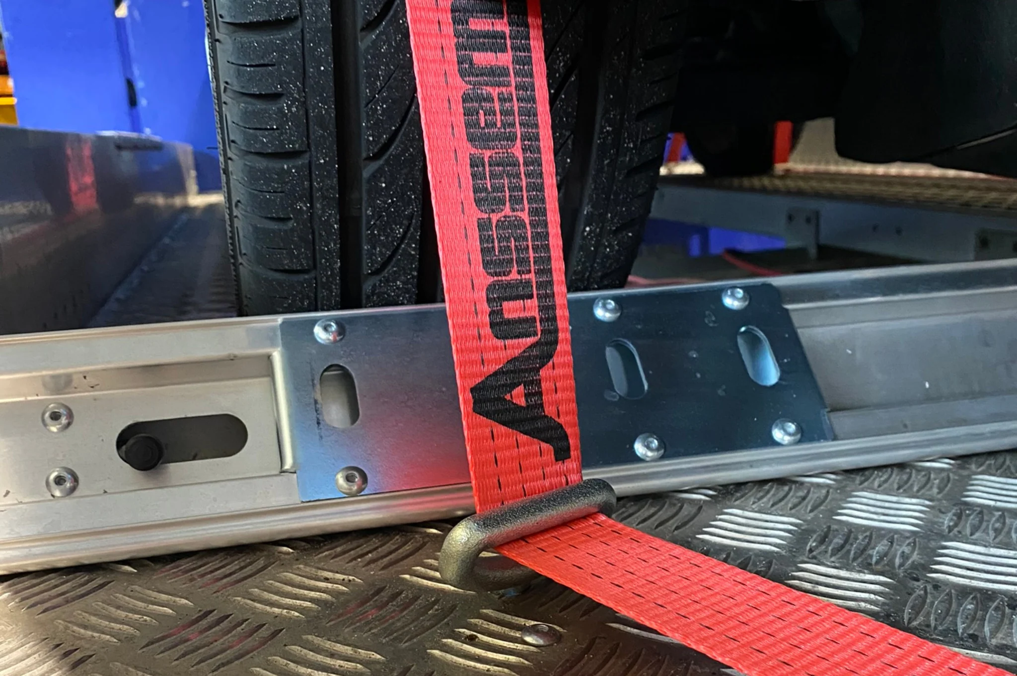 Kompletter Satz Spanngurte für Autotransporter - rot - passend für Anssems AMT / MSX - Image 6