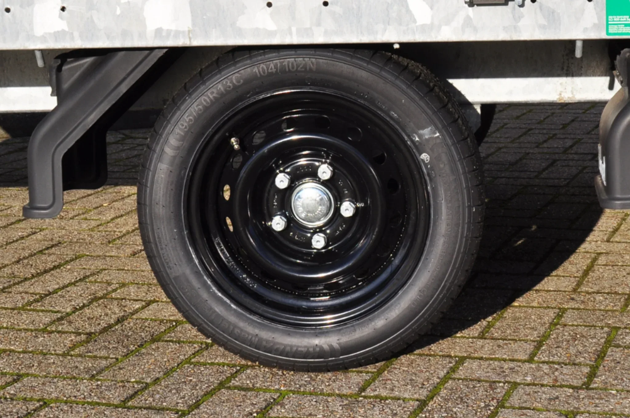 Komplettrad Anhänger - 195/50R13C - schwarze felge - Lochkreis: 5x112 - Tragfähigkeit: 900kg - Nabendurchmesser: 67 mm - Image 2