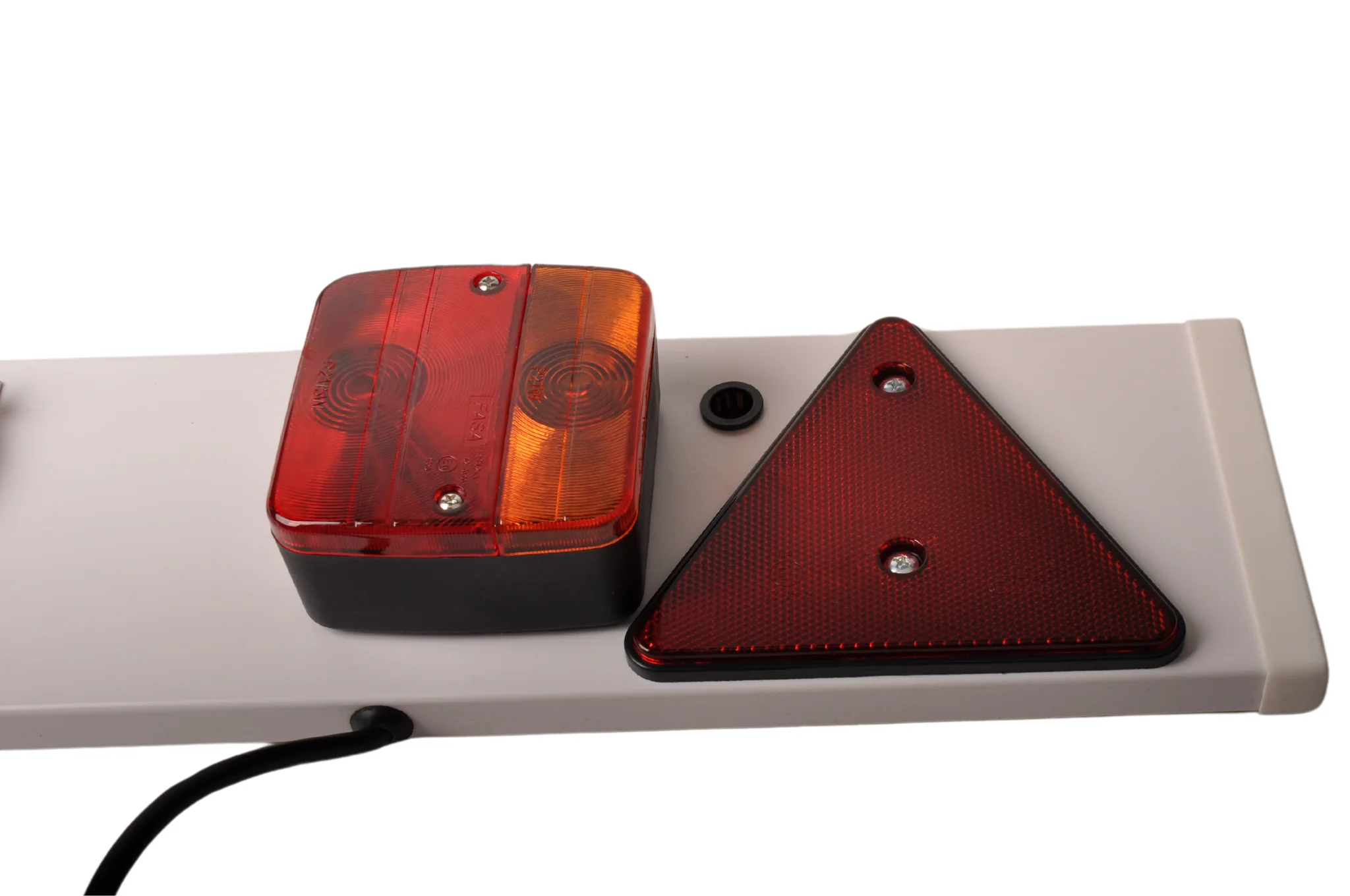Komplette Lichtleiste für Anhänger – 122 cm – 7-polig – inkl. 8 m Kabel - Image 6