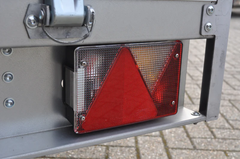 Anhänger Rückleuchte - Aspöck Multipoint 4 - rechts - 5-poliger Bajonettanschluss - Image 2