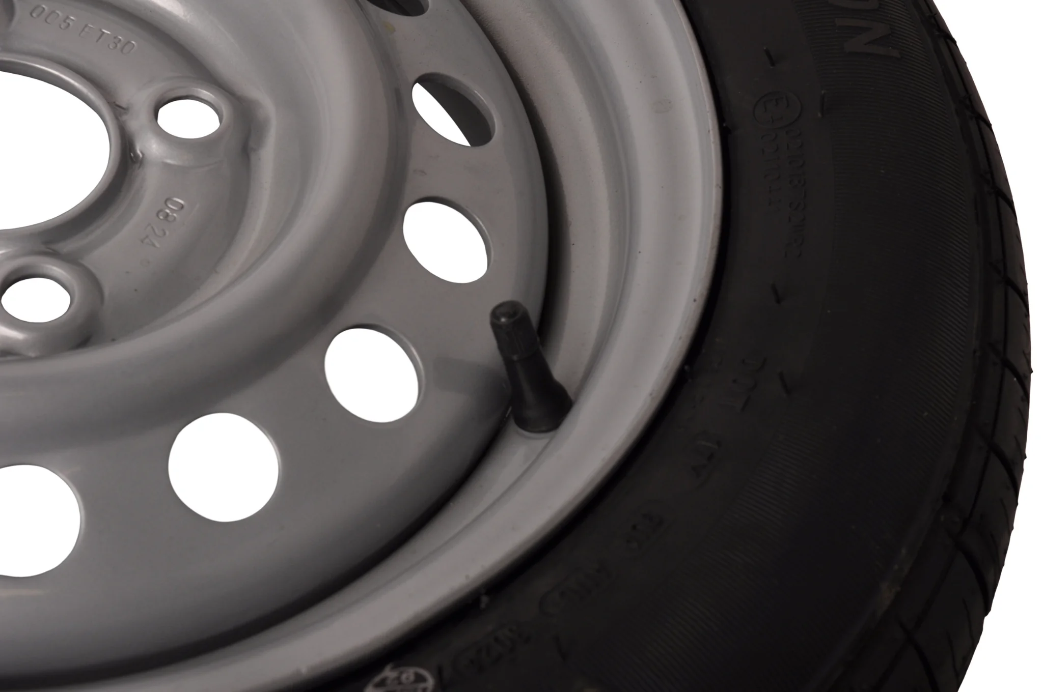 Komplettrad Anhänger - 135/80R13 - Lochkreis: 4x100 - Tragfähigkeit: 335 kg - Nabendurchmesser: 57 mm - Image 4