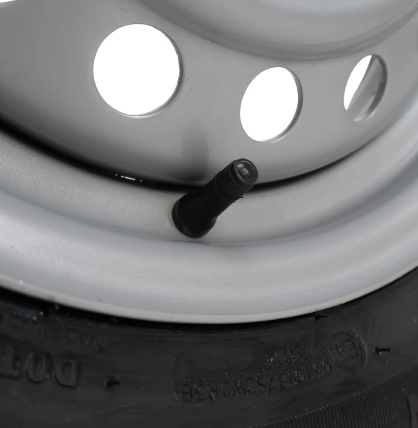 Komplettrad Anhänger - 155/70R13 - Lochkreis: 4x100 - Tragfähigkeit: 375 kg - Nabendurchmesser: 57 mm - Image 4