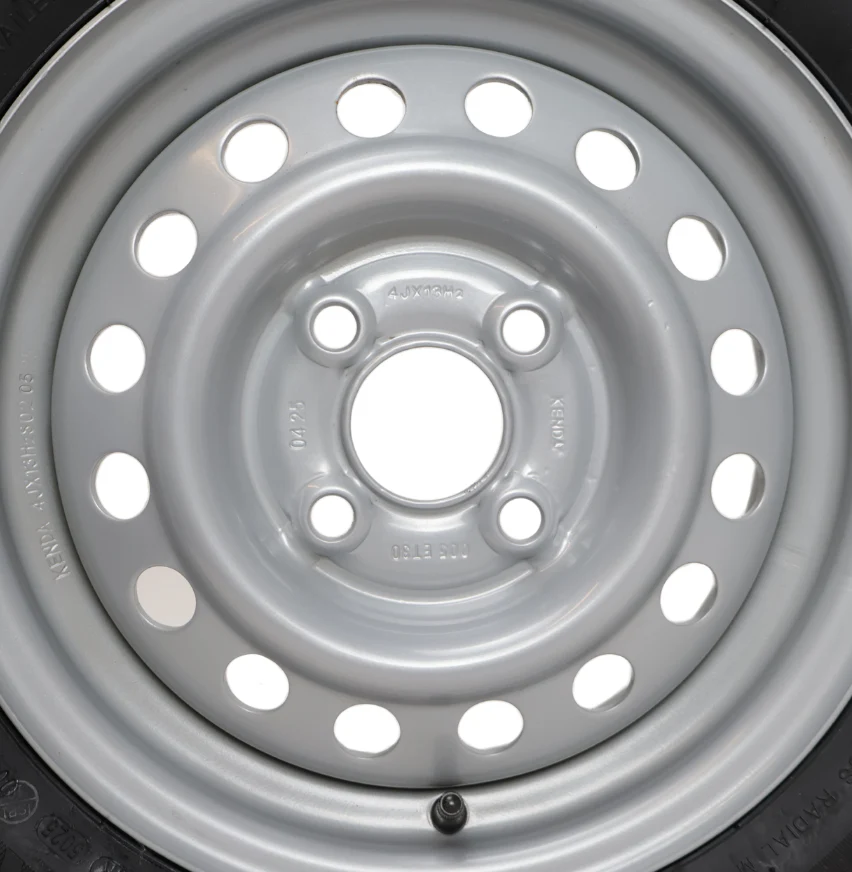 Komplettrad Anhänger - 155/70R13 - Lochkreis: 4x100 - Tragfähigkeit: 375 kg - Nabendurchmesser: 57 mm - Image 5