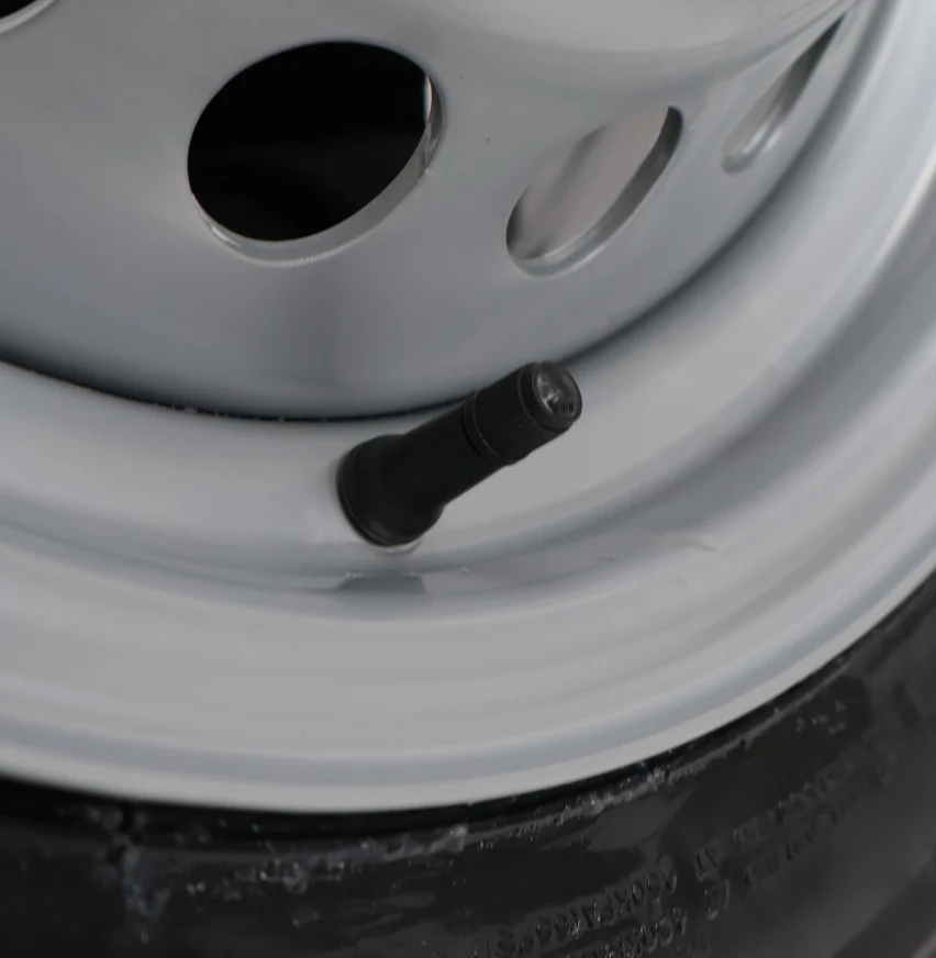 Komplettrad Anhänger - 175/80R14 - Lochkreis: 4x100 - Tragfähigkeit: 775 kg - Nabendurchmesser: 57 mm - Image 4