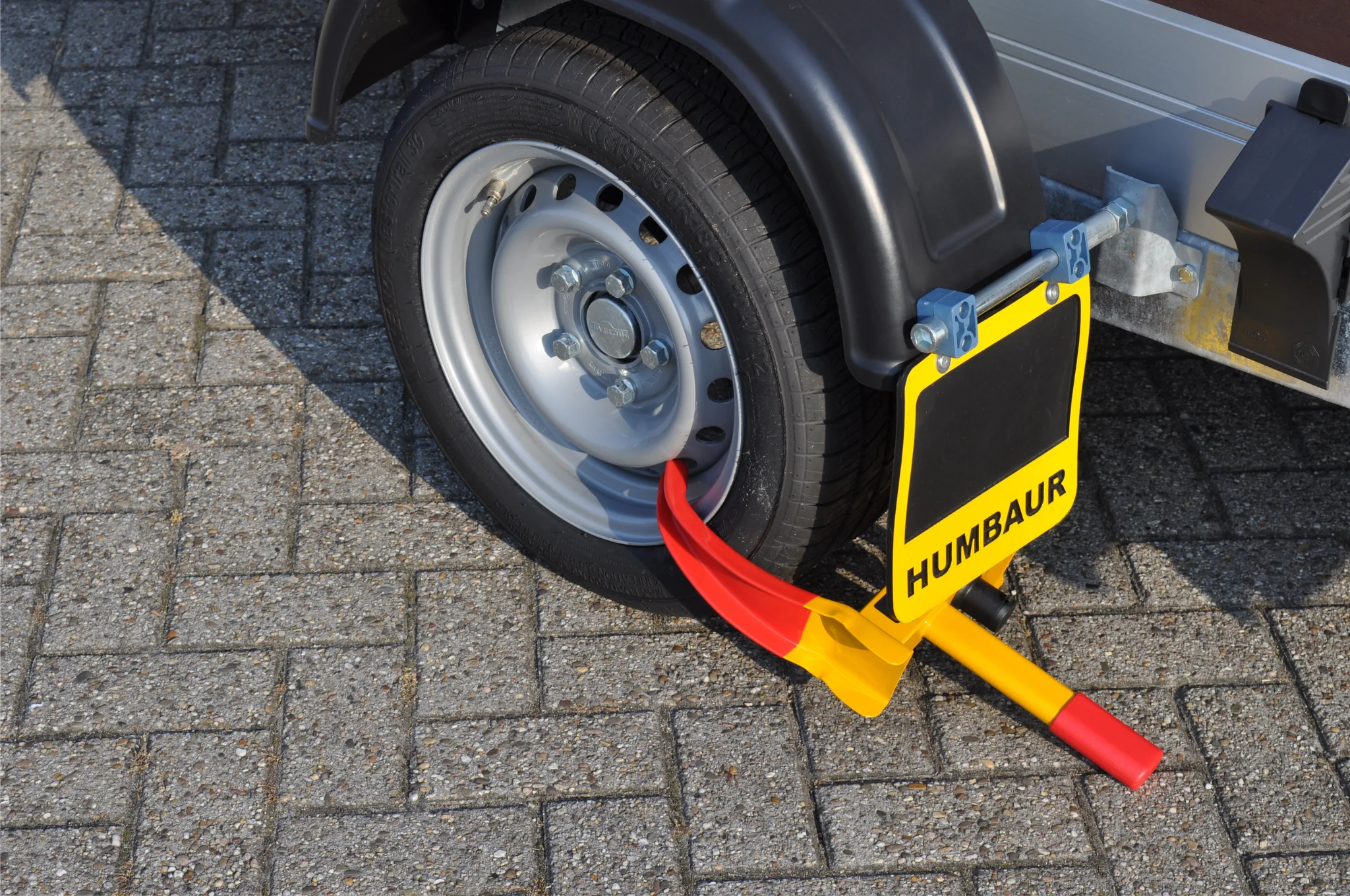 Universelle verstellbare Radkralle/Parkkralle mit zwei Schlüsseln – geeignet für Auto, Anhänger & Wohnwagen - Image 4