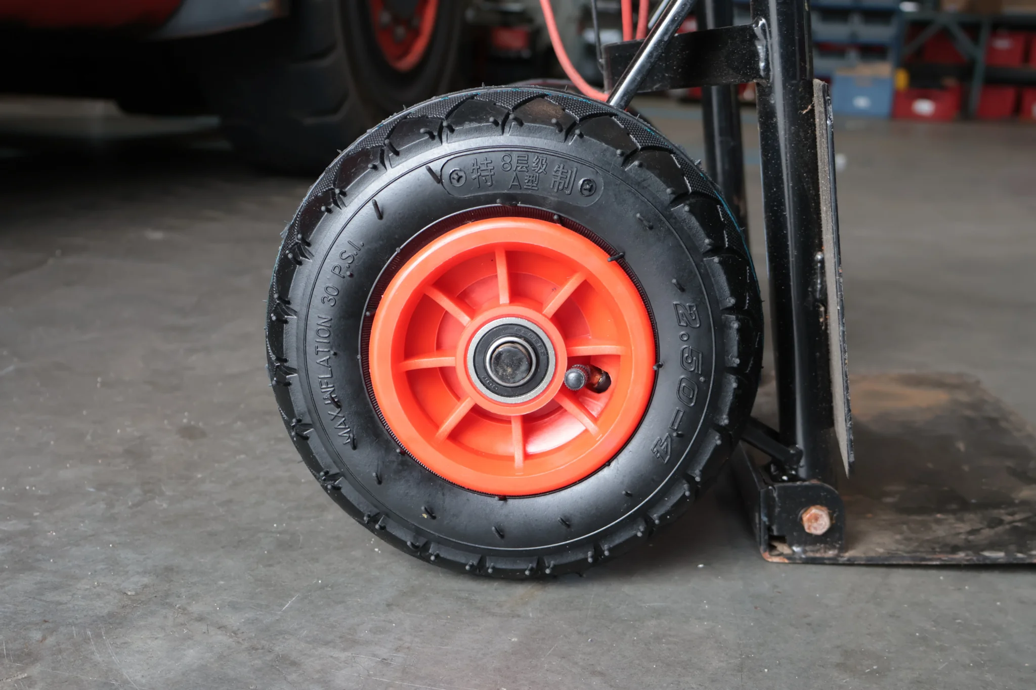 Sackkarrenrad - 2.50-4 - Luftreifen und Kunststofffelge - maximale Belastung 100 kg - Achsloch/Nabendurchmesser: 16 mm - inklusive Kugellager - Image 2