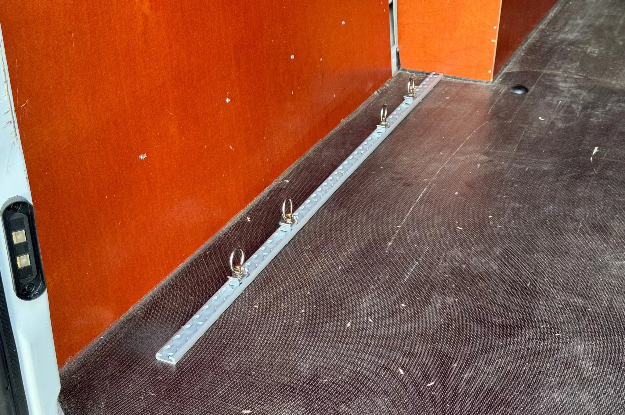 Aluminium-Airlineschienen-Set - 60 cm Länge - 30 mm Breite - 500 kg Bruchlast - 2 Stück - Image 4