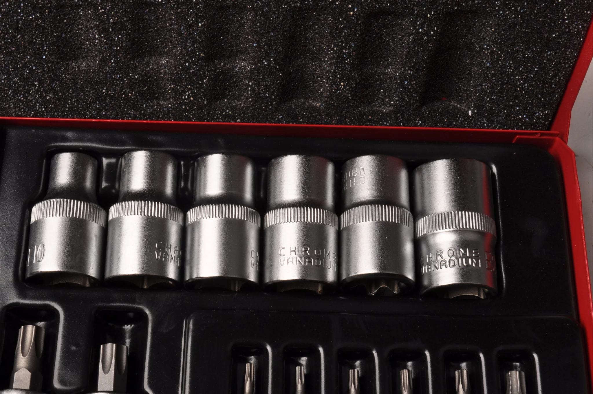 Steckschlüssel + Bitsatz 1/4 1/2 Torx - in Metallbox - Chrom-Vanadium Qualität - Image 4