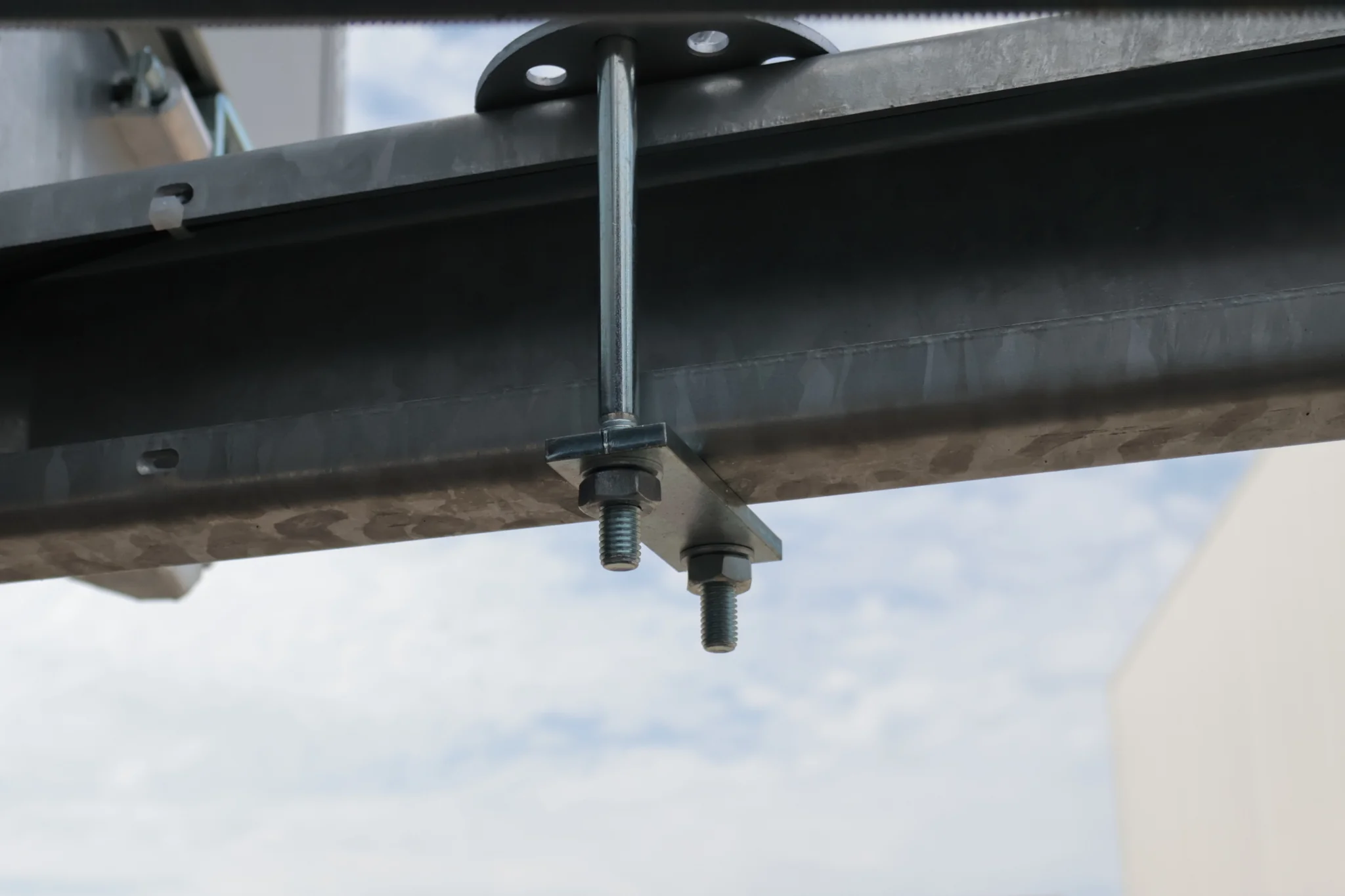 Strebe/Stütze für Stützrad 60 mm mit runder Befestigung - inklusive Befestigungssatz - Image 15