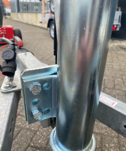 Stützradkonsole für Auflaufbremse - passend für fast alle Auflaufbremsen - Image 7