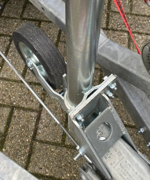 Stützradkonsole für Auflaufbremse - passend für fast alle Auflaufbremsen - Image 9