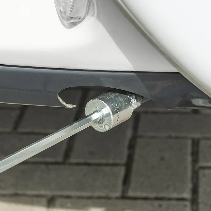 Verlängerungsadapter 440 mm / 19 mm für Eckstütze - geeignet für fast alle Caravan-Typen - Image 4