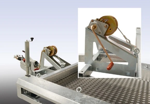 Hulco Terrax - Winde vormontiert auf Halterung - Image 4